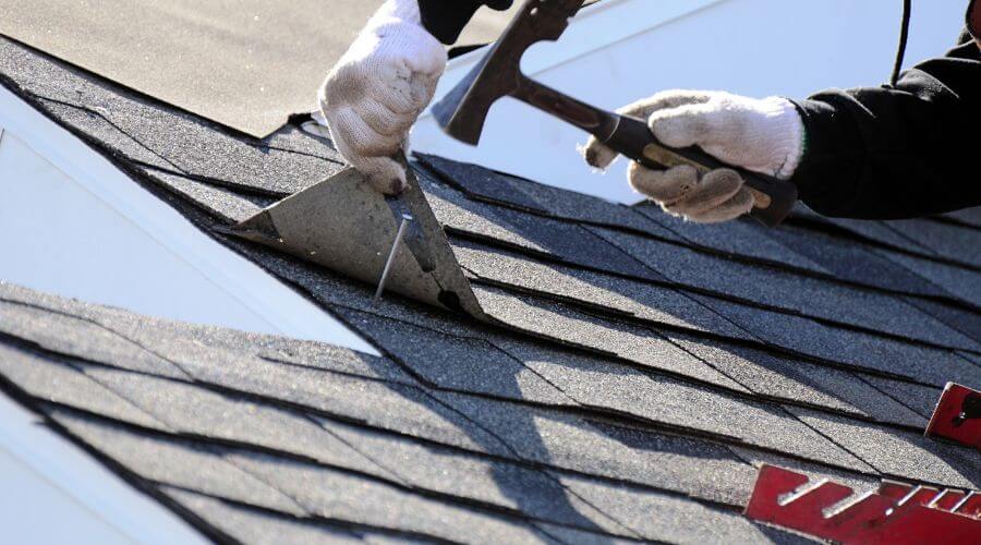 Professional gutter cleaning in Palm City, FL